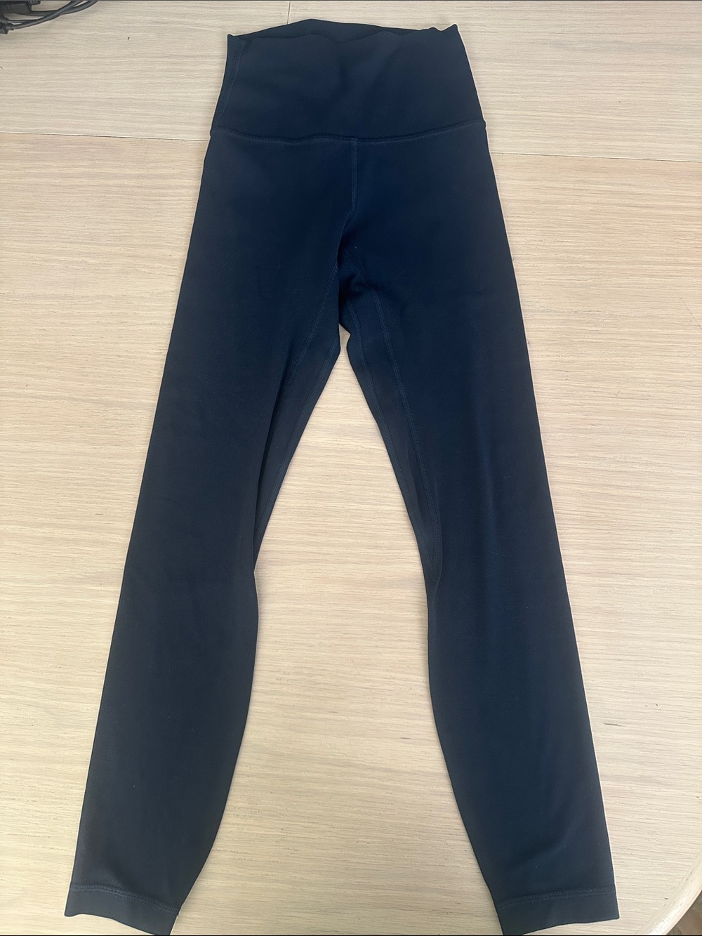 lululemon “old” Align pants HR 7/8 Navy sz 2 Leggings